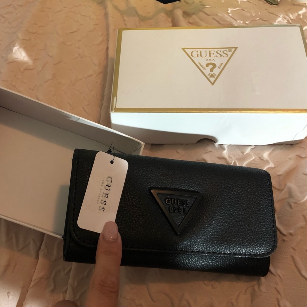 Guess wallet